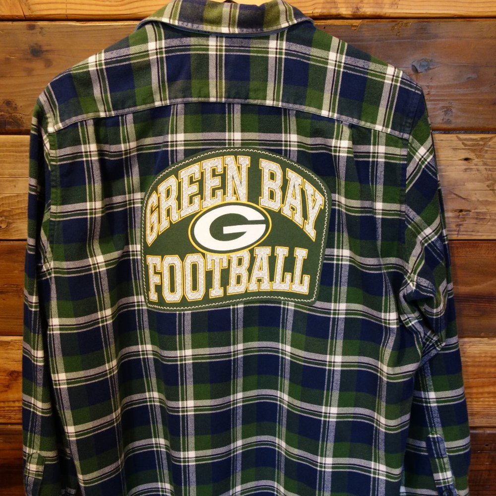 Green Bay Packers One-of-a-Kind Custom Nautica Flannel (Unisex - Men's M)